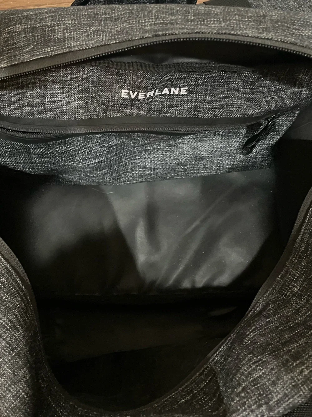 Everlane The Nylon Weekender Bag in Dark Gray